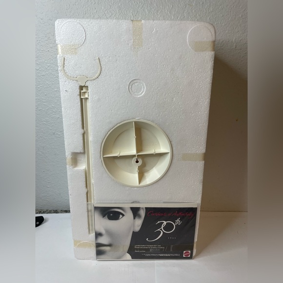 1991. Porcelain Ken doll - Picture 3 of 4